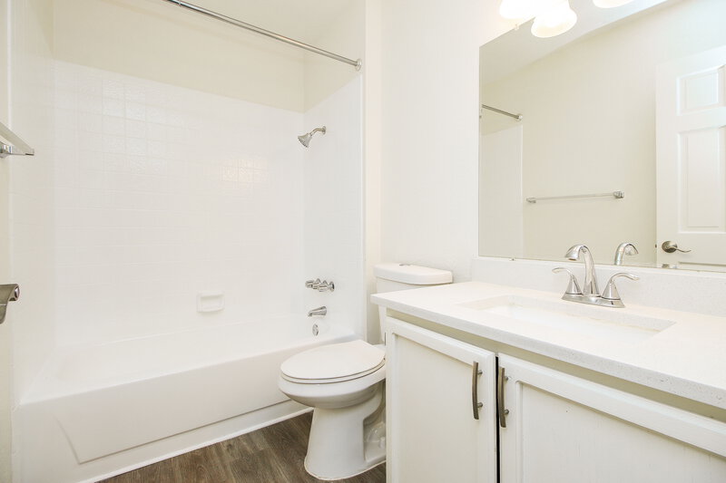 2,045/Mo, 1616 N Alta Mesa Dr # 59 Mesa, AZ 85205 Bathroom View