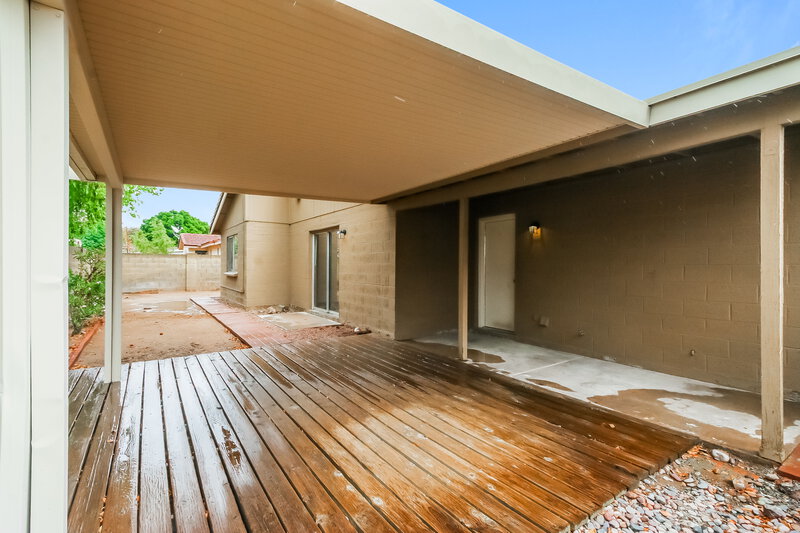 2,045/Mo, 1616 N Alta Mesa Dr # 59 Mesa, AZ 85205 Deck View