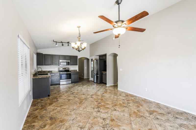 1,685/Mo, 31318 N Shale Dr San Tan Valley, AZ 85143 Dining Room View