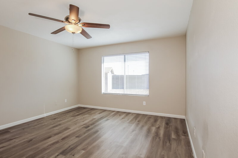 1,975/Mo, 20401 N 8th Avenue Phoenix, AZ 85027 Main Bedroom View