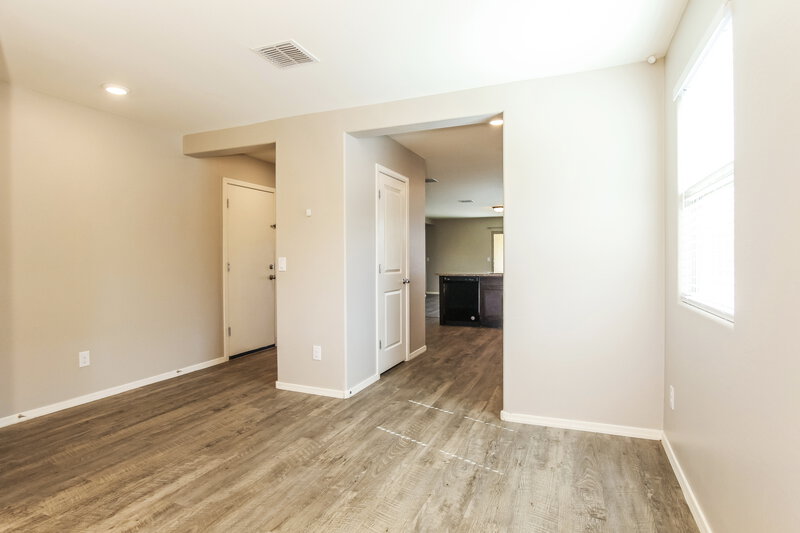 1,865/Mo, 25422 W La Mont Ave Buckeye, AZ 85326 Dining Room View 2