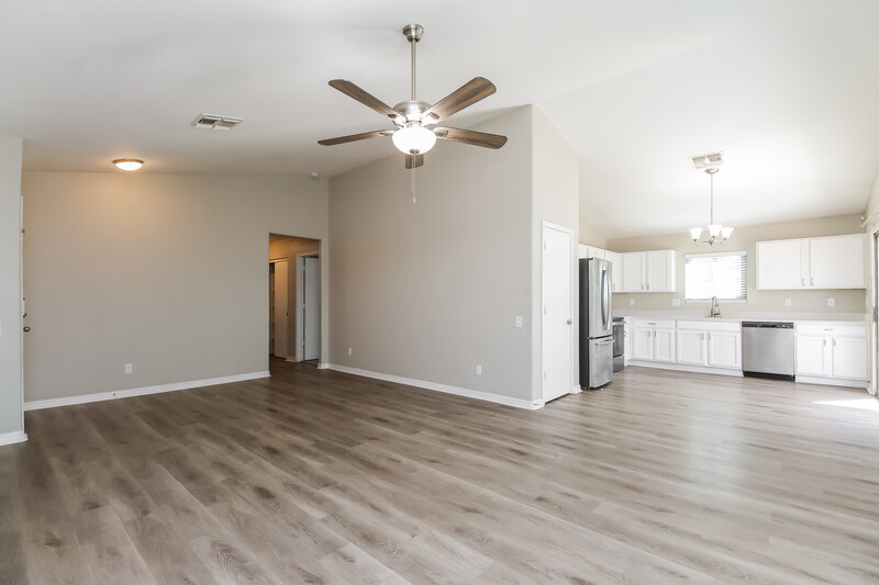 2,090/Mo, 1037 W 7th Ave Apache Junction, AZ 85120 Dining Room View