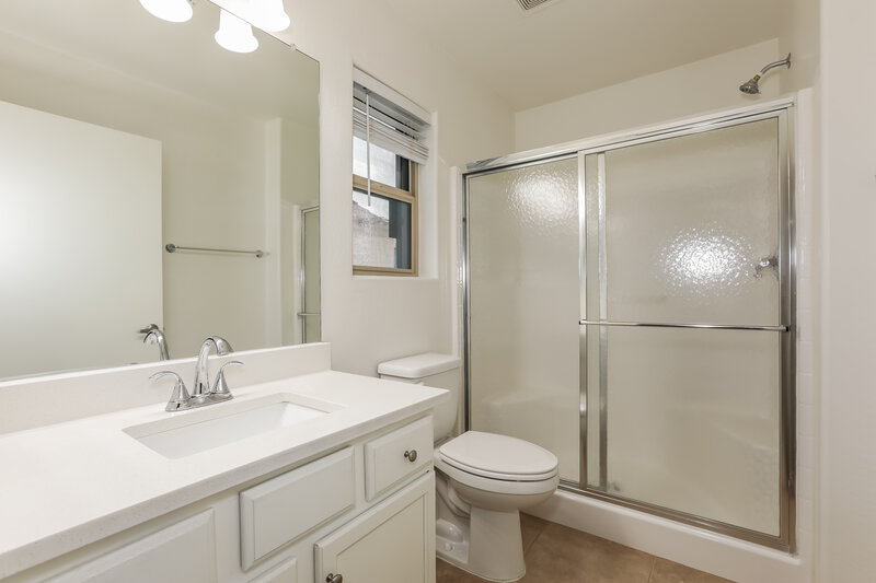 2,065/Mo, 2541 S De Soto Rd Apache Junction, AZ 85119 Main Bathroom View