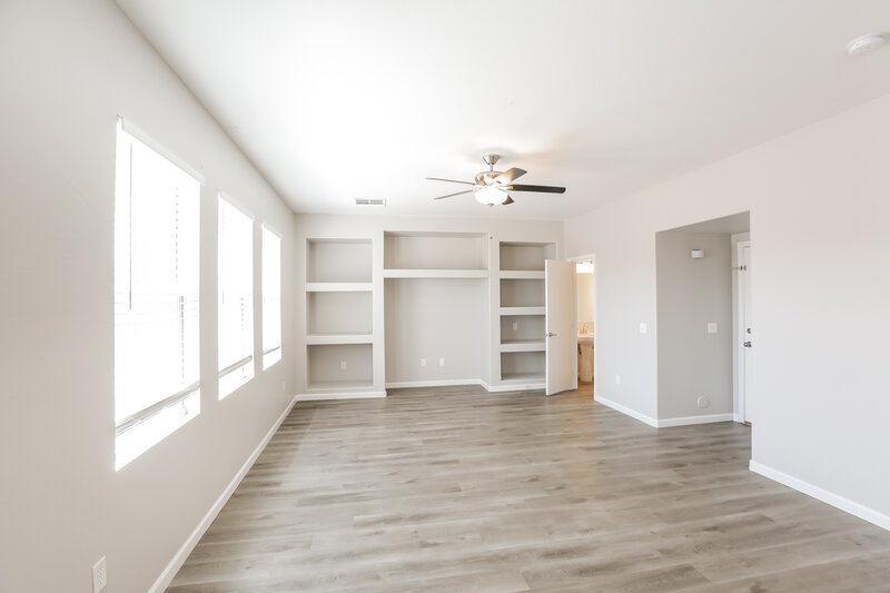 2,280/Mo, 1611 S 120th Ln Avondale, AZ 85323 Living Room View