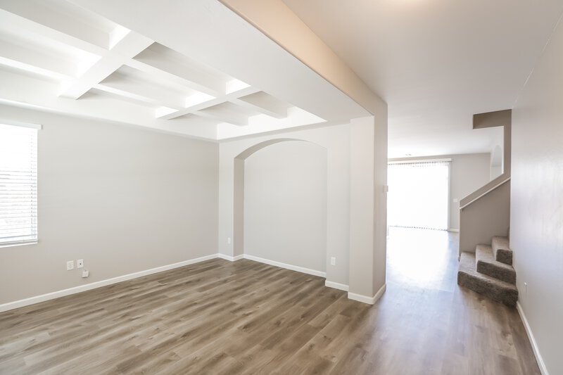 2,280/Mo, 1611 S 120th Ln Avondale, AZ 85323 Office View