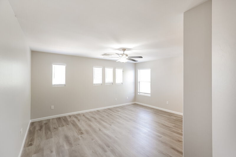 2,280/Mo, 1611 S 120th Ln Avondale, AZ 85323 Main Bedroom View