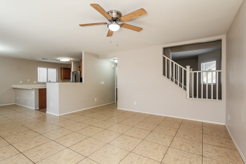 2,425/Mo, 6728 N 130th Ave Glendale, AZ 85307 Living Room View