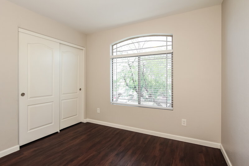 2,425/Mo, 6728 N 130th Ave Glendale, AZ 85307 Bedroom View 4