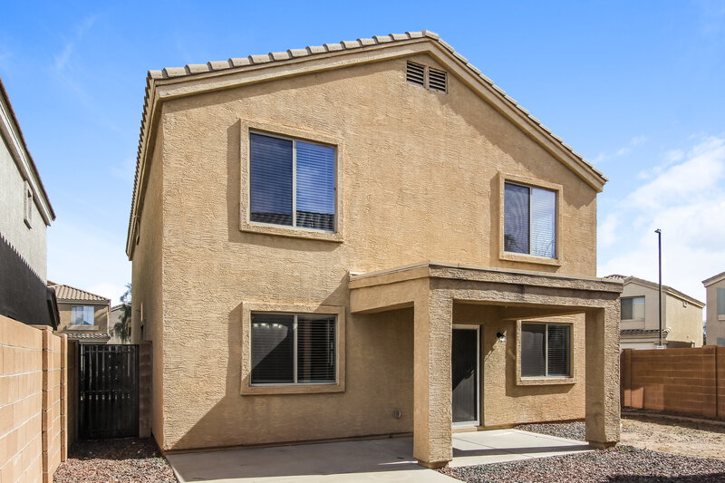 2,425/Mo, 6728 N 130th Ave Glendale, AZ 85307 Rear View