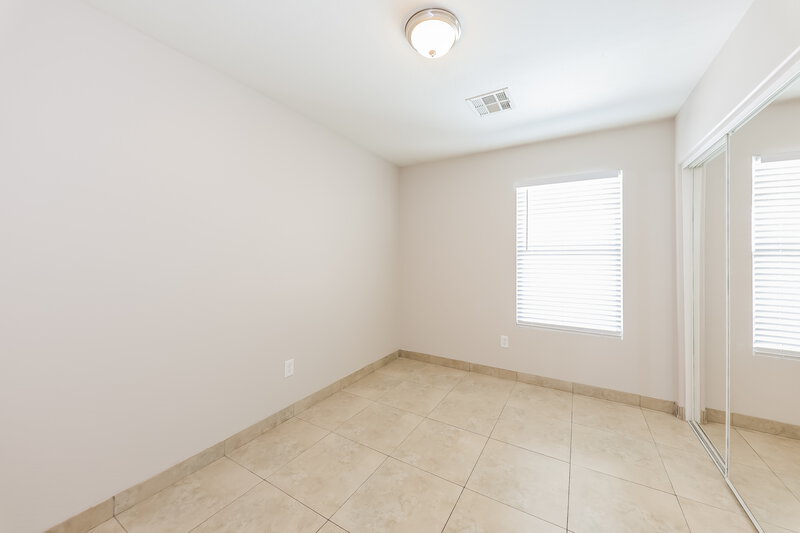 0/Mo, 12209 W Flanagan St Avondale, AZ 85323 Bedroom View 2