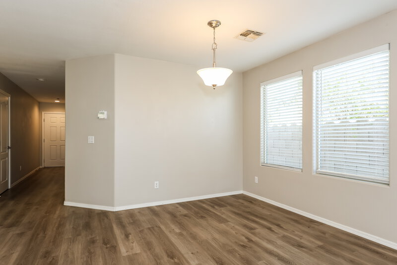 1,780/Mo, 38059 N Carolina Avenue San Tan Valley, AZ 85140 Dining Room View