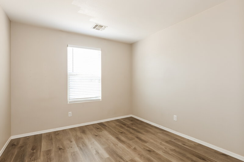 1,780/Mo, 38059 N Carolina Avenue San Tan Valley, AZ 85140 Bedroom View 2