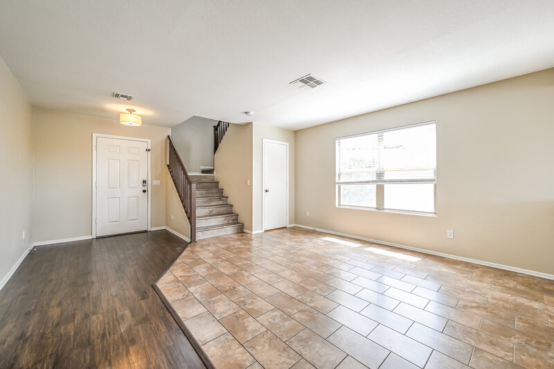 2,130/Mo, 15331 W Cameron Circle Surprise, AZ 85379 Living Room View