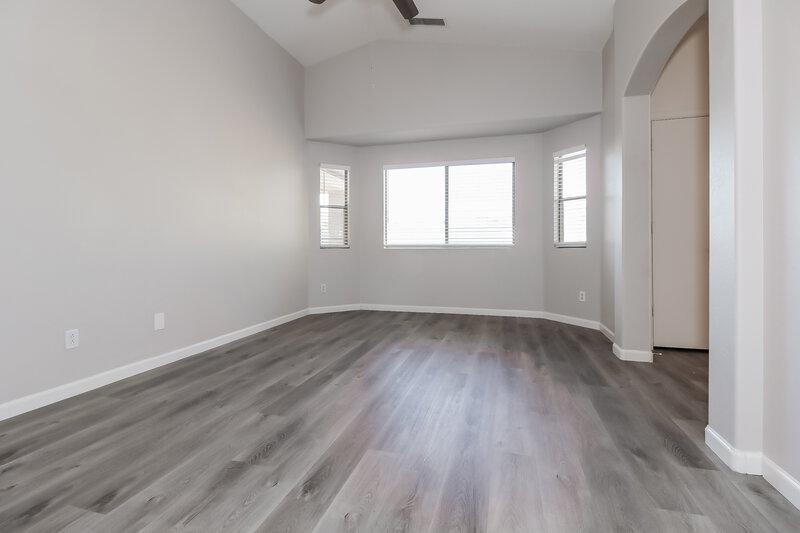 1,925/Mo, 1524 S 86th Ln Tolleson, AZ 85353 Main Bedroom View