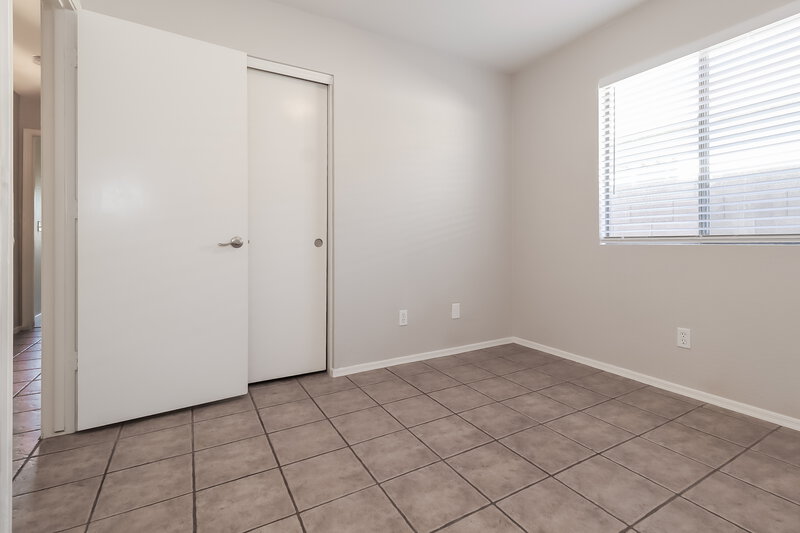 1,925/Mo, 1524 S 86th Ln Tolleson, AZ 85353 Bedroom View