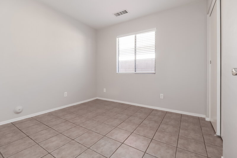 1,925/Mo, 1524 S 86th Ln Tolleson, AZ 85353 Bedroom View 2