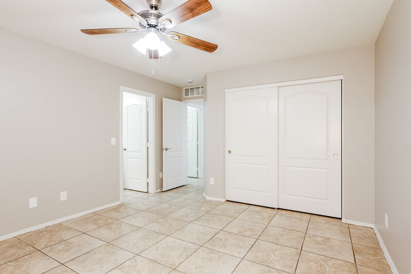 2,110/Mo, 15201 N Honcho Ct El Mirage, AZ 85335 Main Bedroom View 3