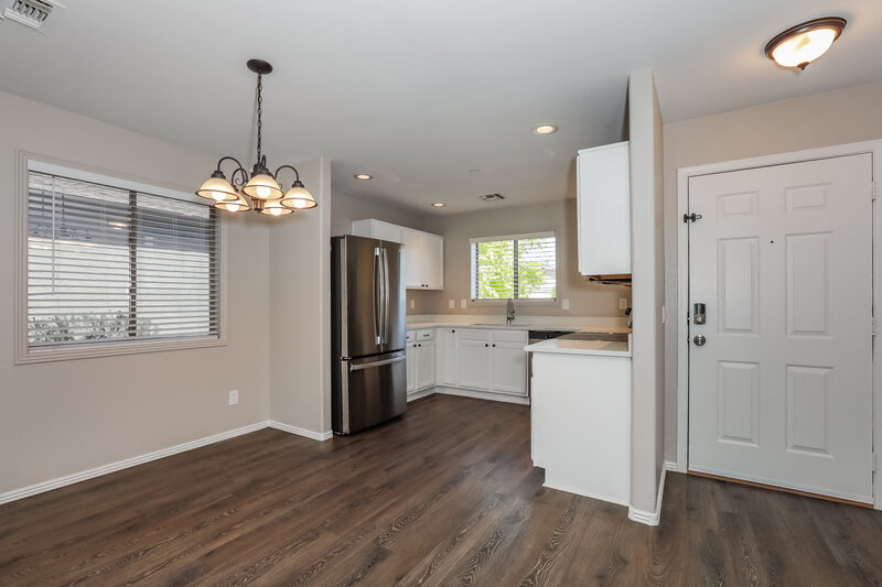 1,770/Mo, 1101 E Desert Rose Trl San Tan Valley, AZ 85143 Dining Room View