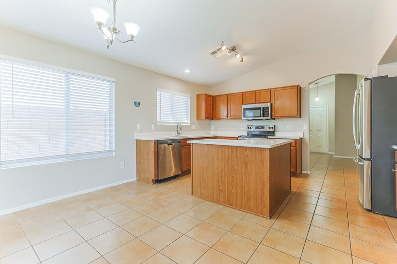 1,795/Mo, 1465 E Rolls Road San Tan Valley, AZ 85143 Kitchen View 2