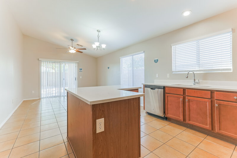 1,795/Mo, 1465 E Rolls Road San Tan Valley, AZ 85143 Kitchen View 3