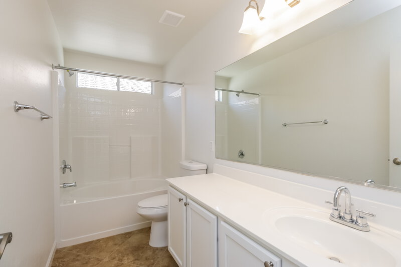1,745/Mo, 2489 E Olivine Road San Tan Valley, AZ 85143 Bathroom View 2