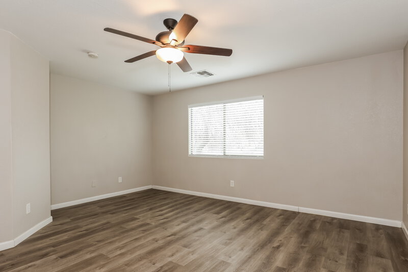 2,045/Mo, 4072 E Mica Rd San Tan Valley, AZ 85143 Main Bedroom View