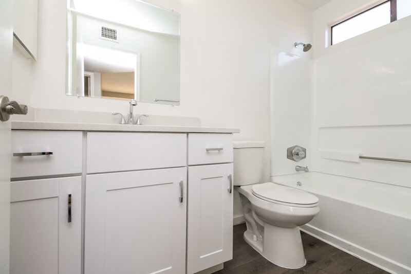 2,195/Mo, 4550 E Harmony Ave Mesa, AZ 85206 Bathroom View