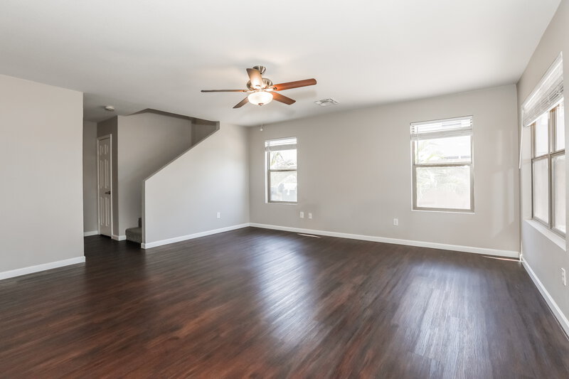 2,590/Mo, 3933 S Illinois St Chandler, AZ 85248 Living Room View