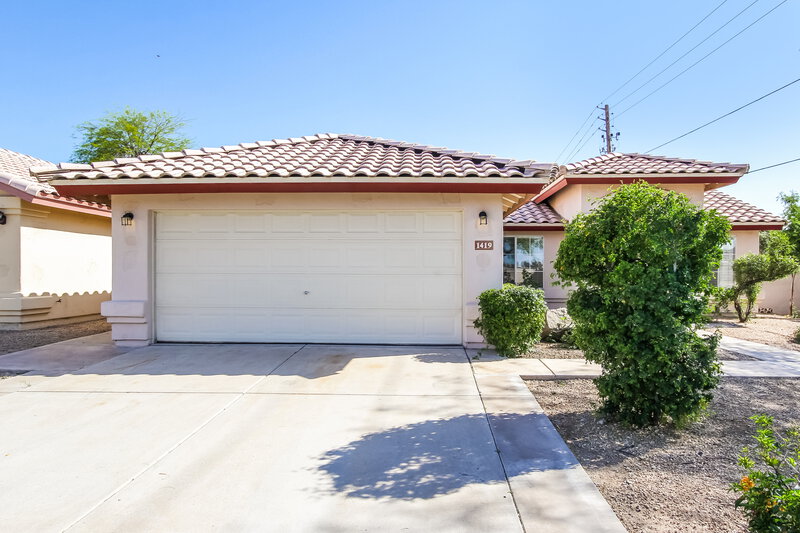 2,535/Mo, 1419 W Villa Theresa Dr Phoenix, AZ 85023 External View