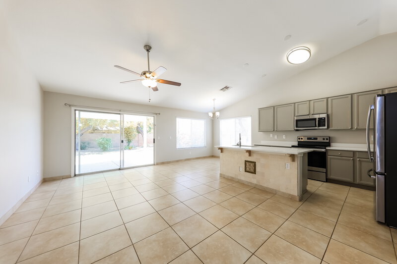 2,545/Mo, 1419 W Villa Theresa Dr Phoenix, AZ 85023 Family Room View