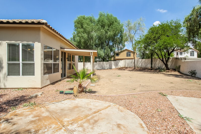 2,325/Mo, 6782 W Tina Ln Glendale, AZ 85310 Rear View
