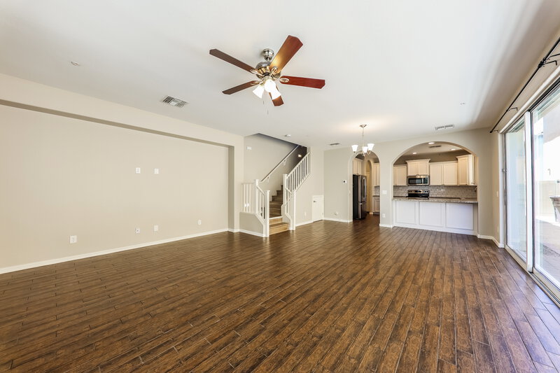 2,075/Mo, 28943 N 124th Dr Peoria, AZ 85383 Living Room View 2