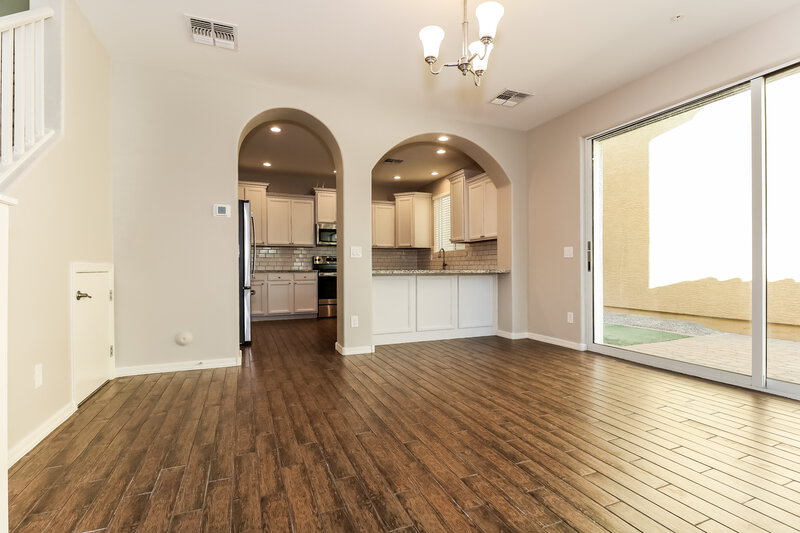 2,095/Mo, 28943 N 124th Dr Peoria, AZ 85383 Dining Room View