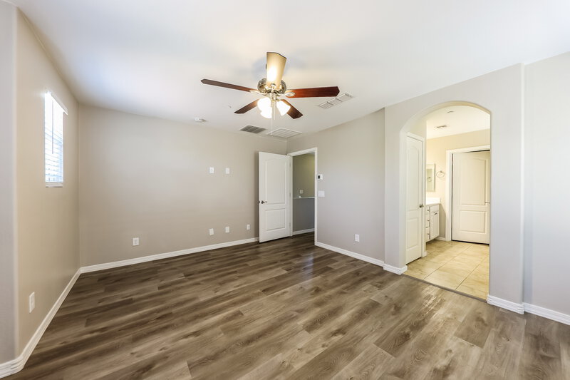 2,075/Mo, 28943 N 124th Dr Peoria, AZ 85383 Main Bedroom View 2