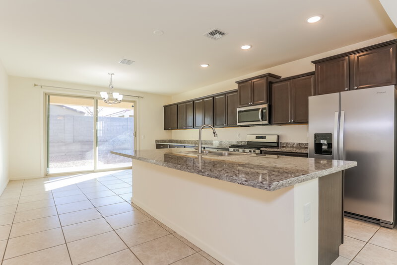 2,015/Mo, 4157 W Copperleaf Drive Queen Creek, AZ 85142 Kitchen View