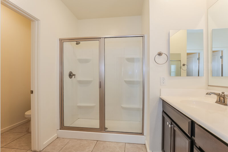 2,015/Mo, 4157 W Copperleaf Drive Queen Creek, AZ 85142 Main Bathroom View