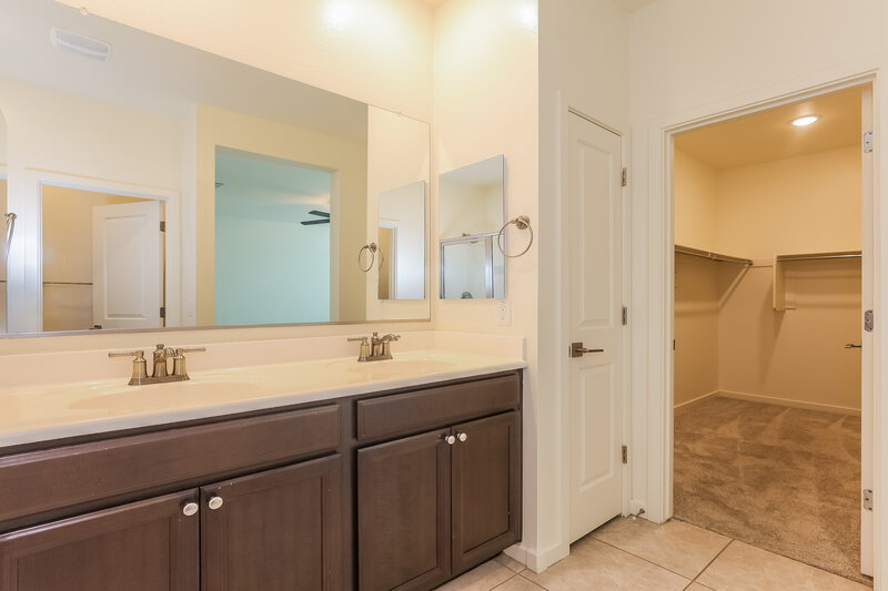 2,015/Mo, 4157 W Copperleaf Drive Queen Creek, AZ 85142 Main Bathroom View 2