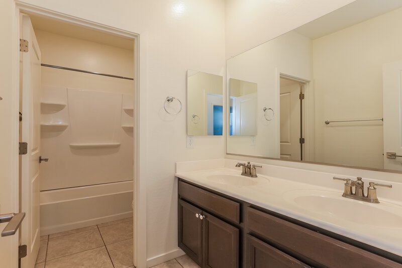 2,015/Mo, 4157 W Copperleaf Drive Queen Creek, AZ 85142 Bathroom View