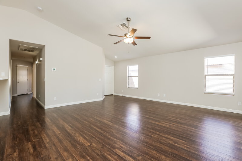 2,390/Mo, 12229 W Tonto St Avondale, AZ 85323 Living Room View 2