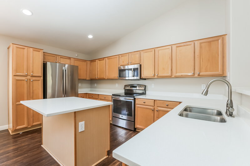 2,390/Mo, 12229 W Tonto St Avondale, AZ 85323 Kitchen View
