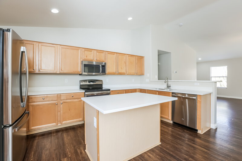 2,390/Mo, 12229 W Tonto St Avondale, AZ 85323 Kitchen View 2