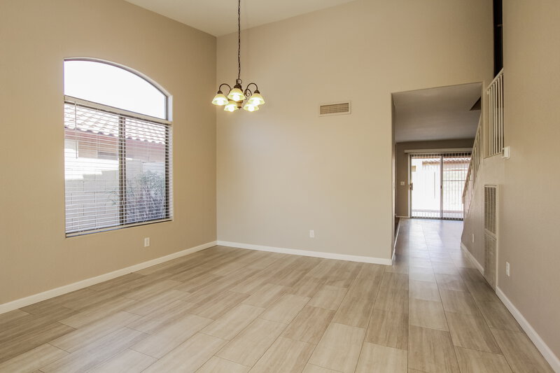 2,400/Mo, 4538 W Fawn Dr Laveen, AZ 85339 Dining Room View