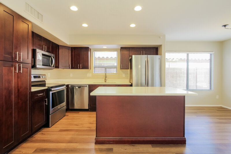 2,400/Mo, 4538 W Fawn Dr Laveen, AZ 85339 Kitchen View