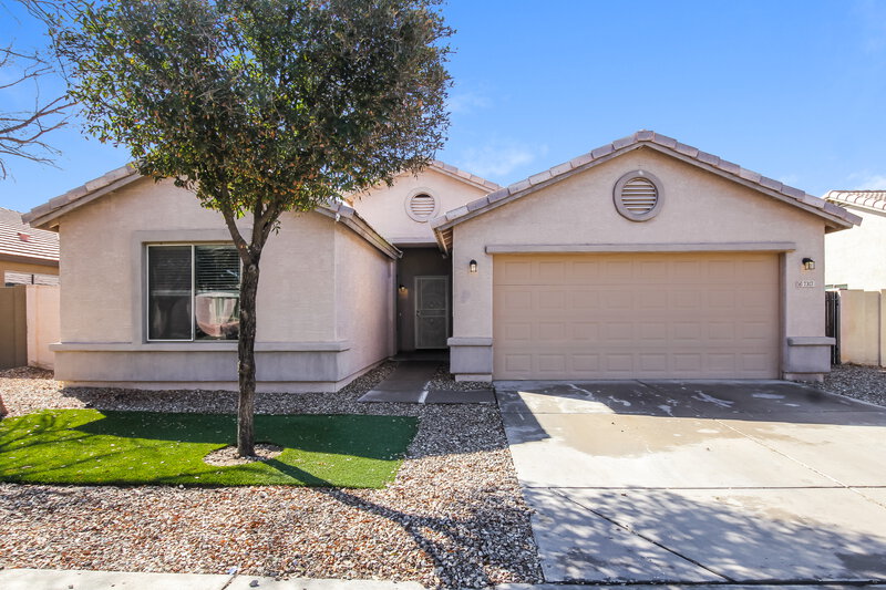 2,215/Mo, 7317 W Crown King Rd Phoenix, AZ 85043 External View