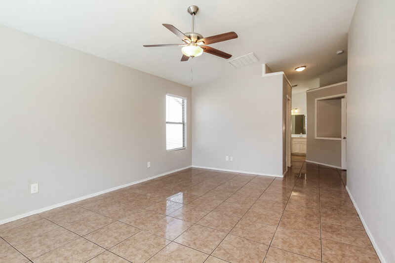 2,215/Mo, 7317 W Crown King Rd Phoenix, AZ 85043 Main Bedroom View 2