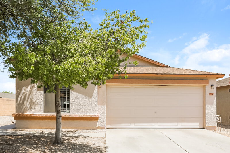 2,045/Mo, 1936 E Dust Devil Dr San Tan Valley, AZ 85143 External View