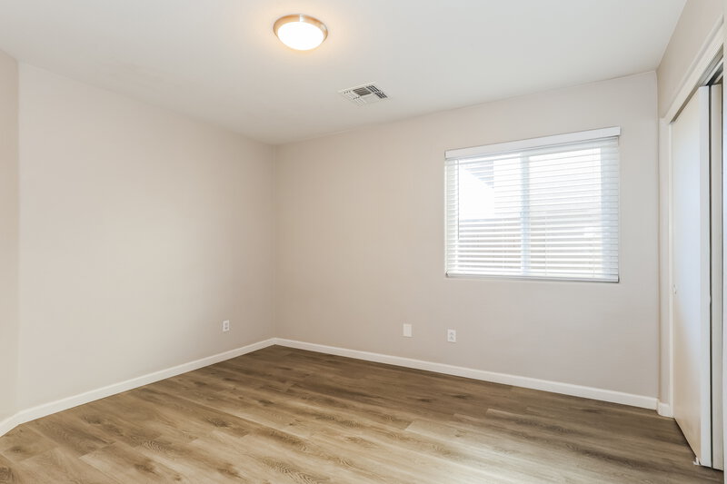 1,980/Mo, 3528 W Glass Ln Phoenix, AZ 85041 Bedroom View