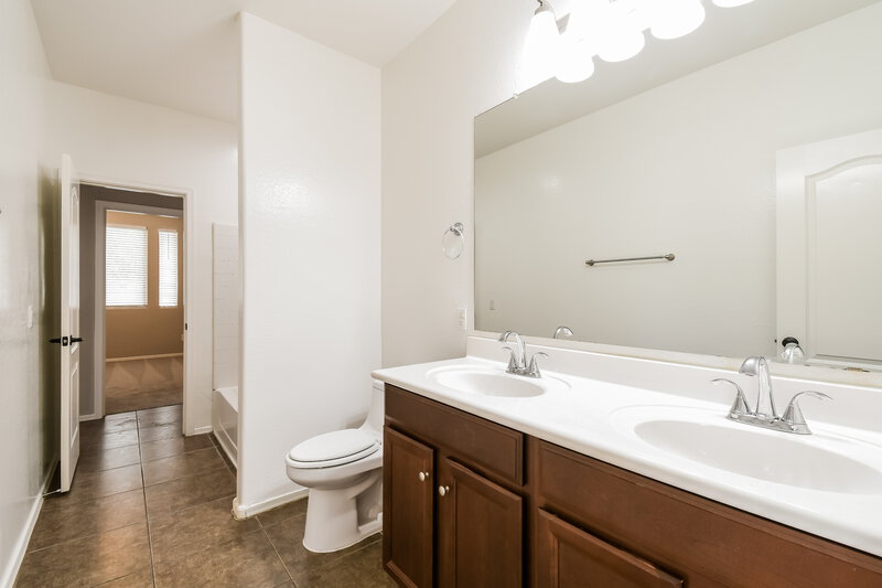 1,845/Mo, 27741 N Amira Way Queen Creek, AZ 85143 Bathroom View
