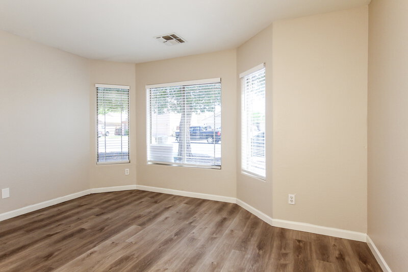 2,095/Mo, 7334 W Lamar Rd Glendale, AZ 85303 Bedroom View 3