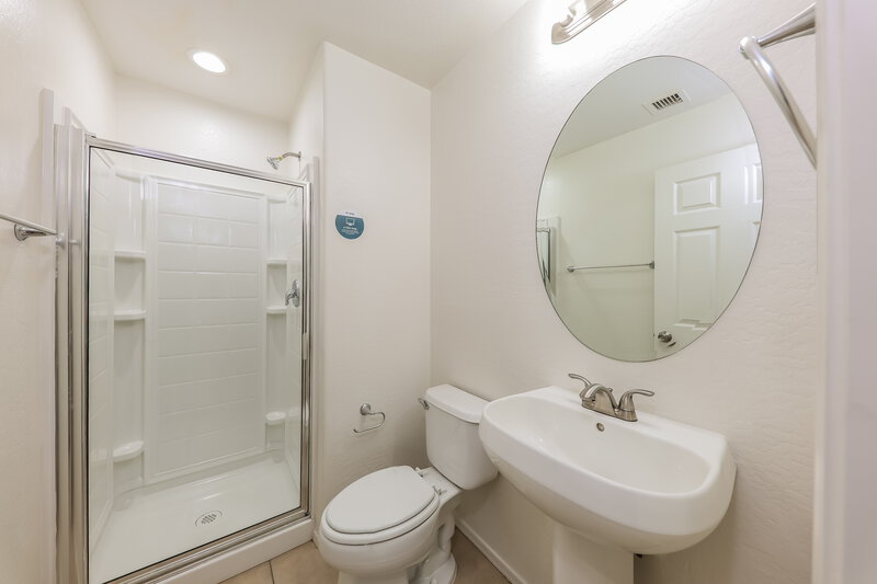 2,250/Mo, 16188 W Desert Mirage Dr Surprise, AZ 85379 Bathroom View